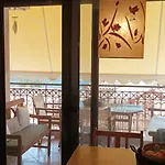 Breathe In - Spacious 3br With View * Delphi