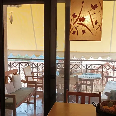 Breathe In - Spacious 3br With View * Delphi