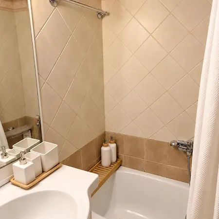 Breathe In - 3br, Mountain & Sea View