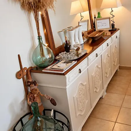 Breathe In - 3br, Mountain & Sea View