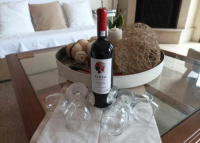 Breathe In - Spacious 3br With View *