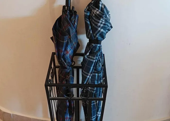 Breathe In - Spacious 3br With View