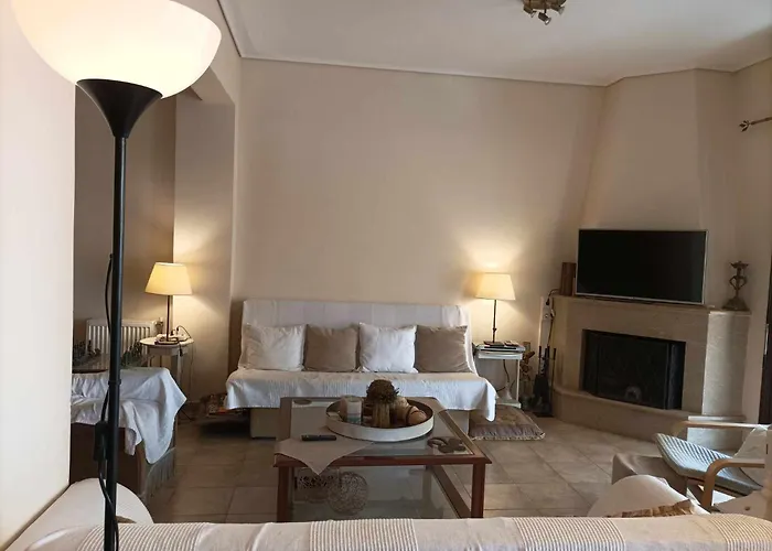 Apartment Breathe In - Spacious 3br With View Delphi