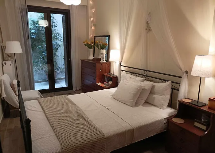 Breathe In - Spacious 3br With View Apartment Delphi